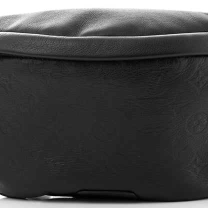 Louis Vuitton Calfskin Monogram Shadow Discovery Bumbag Black 8 of 10