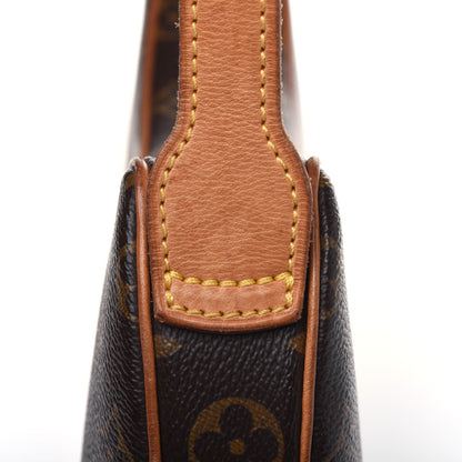 Louis Vuitton Monogram Croissant PM 18 of 20