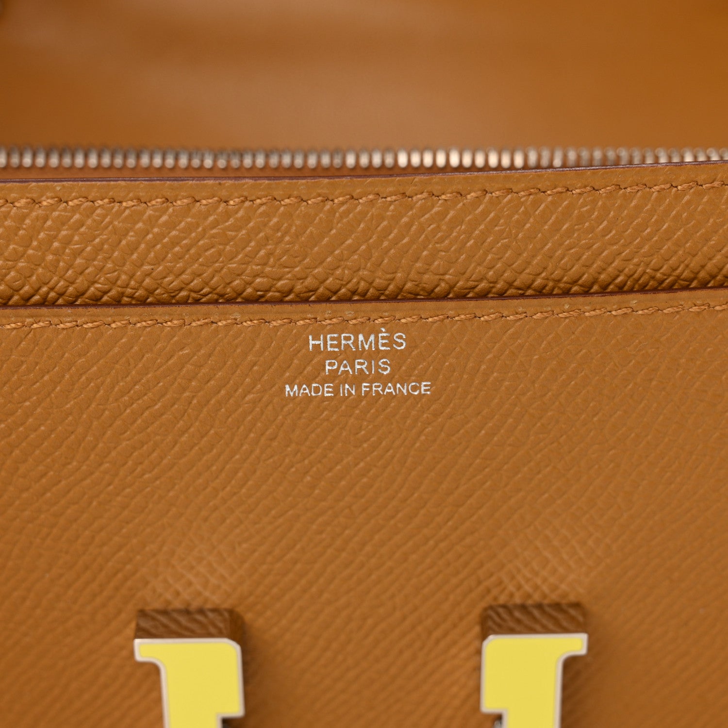 Hermes Epsom Enamel Constance Wallet To Go Sesame Lime 6 of 12