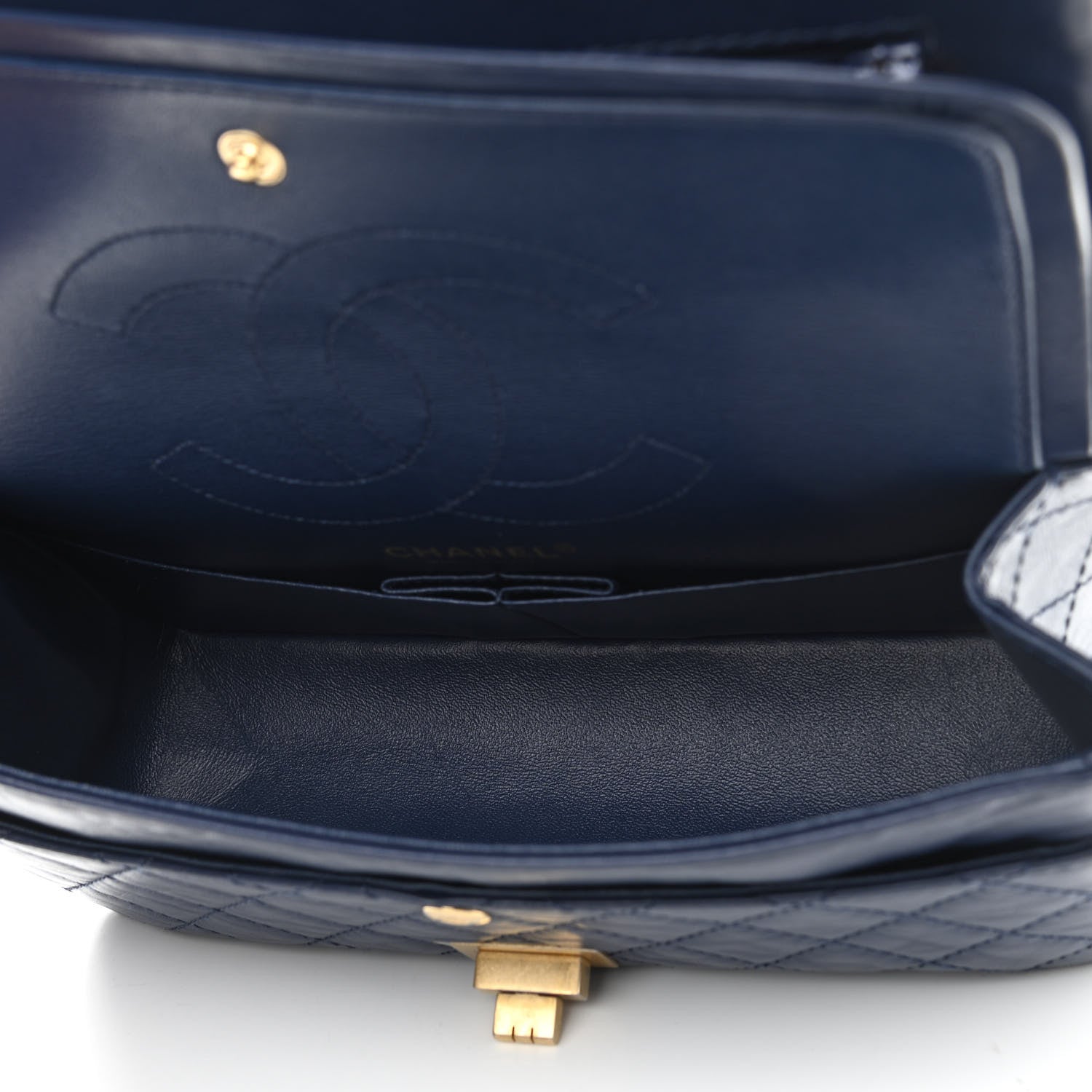 Chanel Aged Calfskin Quilted 2.55 Reissue 225 Flap Navy 5 of 13