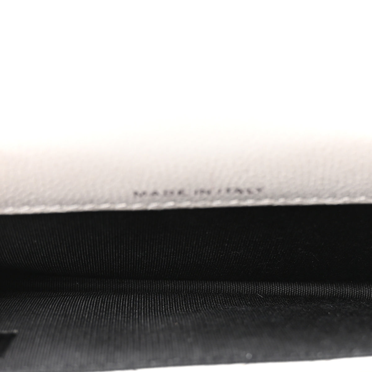 Caviar Quilted My Everything Belt Flap Card Holder White