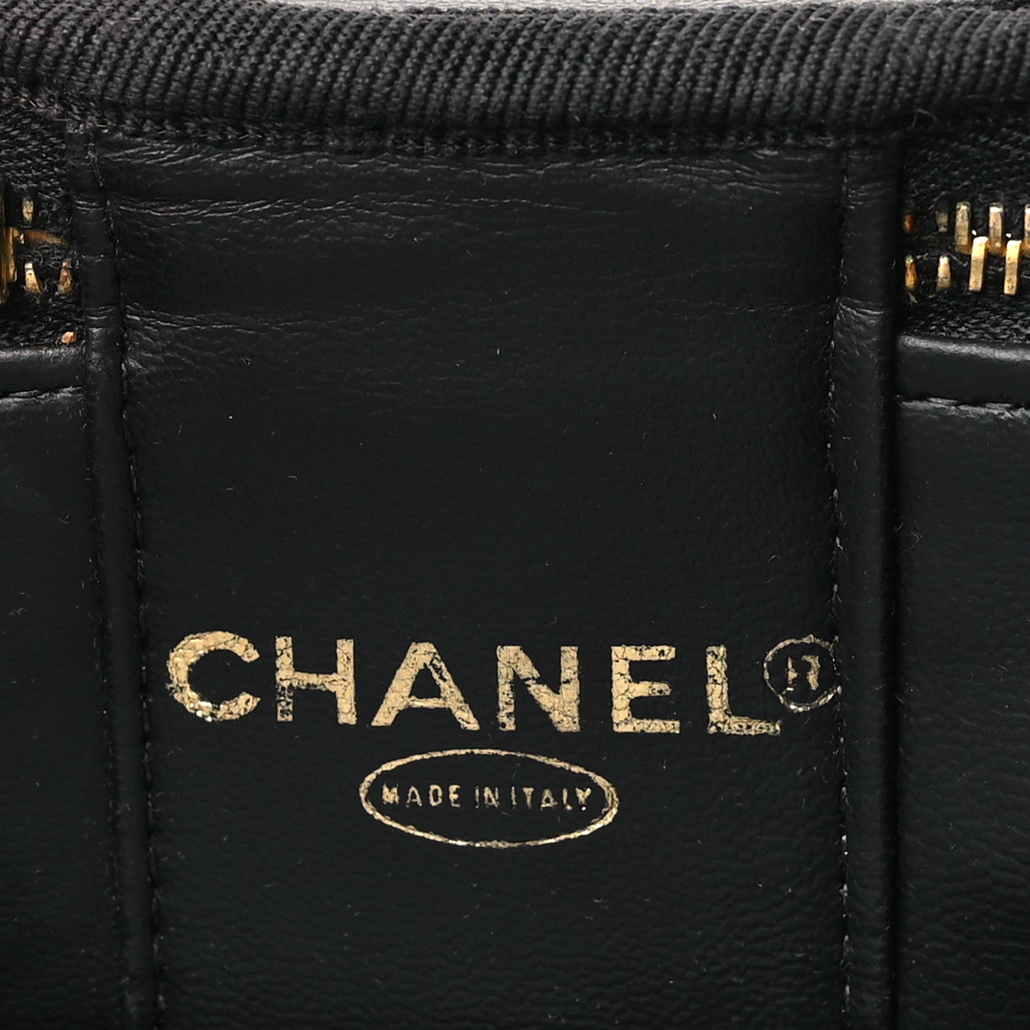 Chanel Patent Vanity Cosmetic Case Black Black 6 of 9