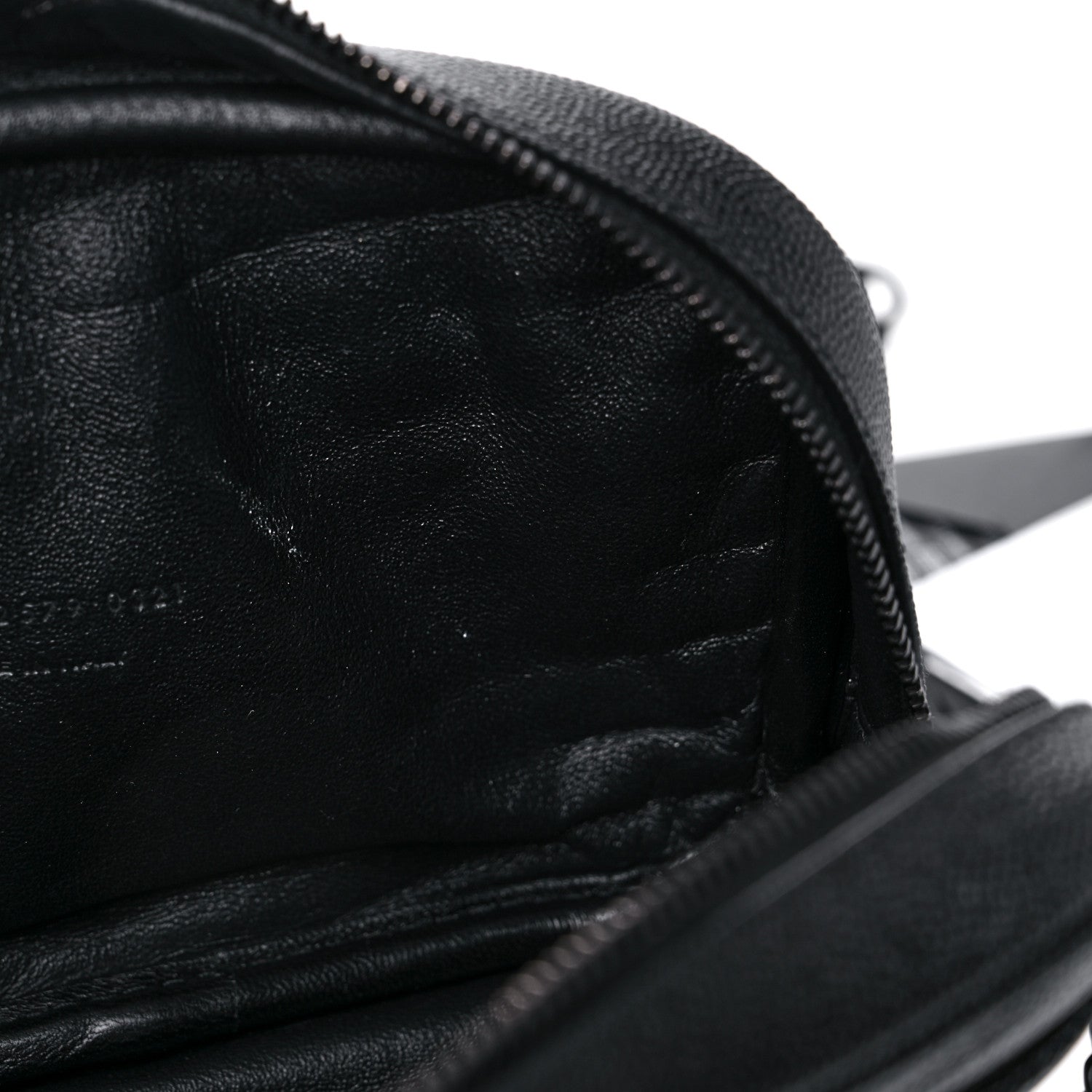 Saint Laurent Grain De Poudre Matelasse Monogram Mini Lou Camera Bag Black 13 of 15