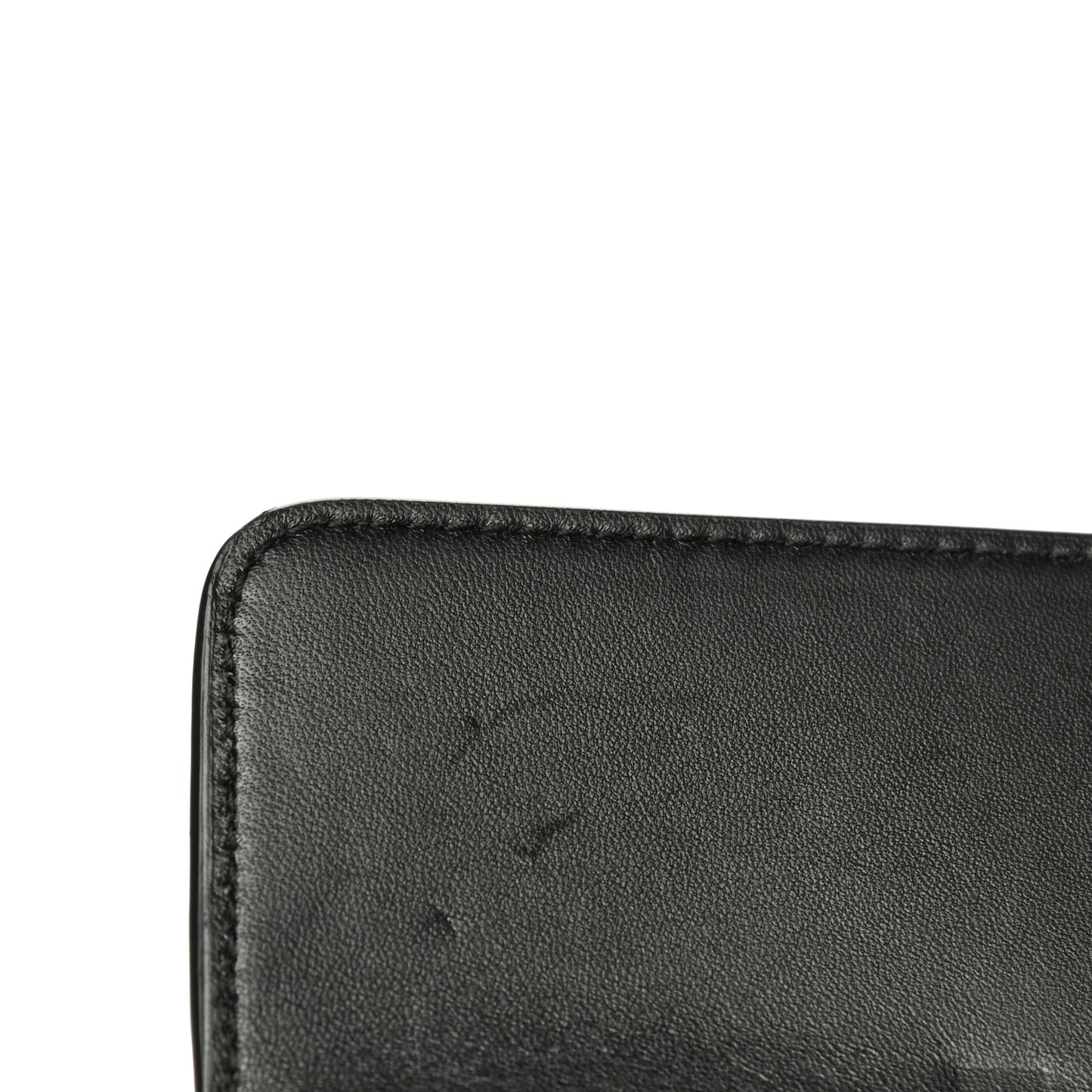 Calfskin 30 Montaigne Chain Pouch Black