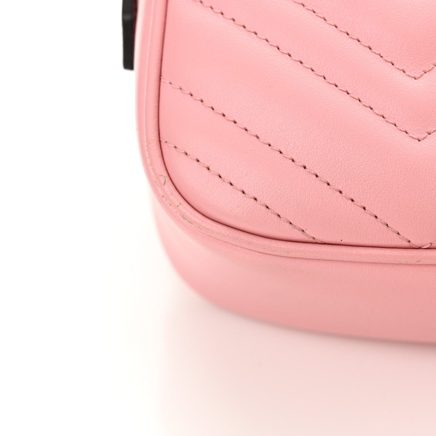 Calfskin Matelasse Small GG Marmont Chain Shoulder Bag Wild Rose