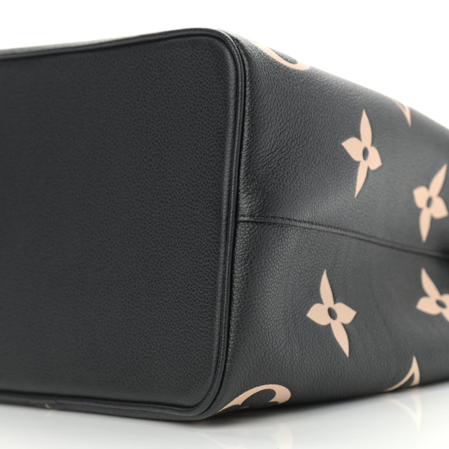 Empreinte Monogram Giant Neonoe MM Black Beige