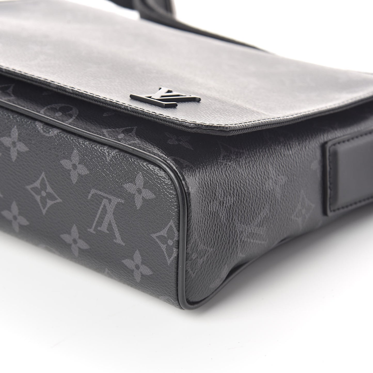 Monogram Eclipse District PM Black