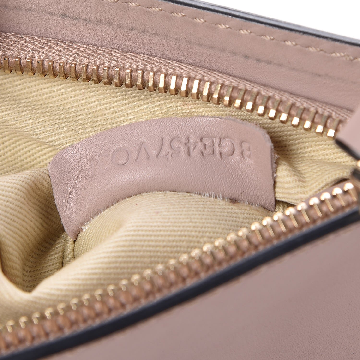 Valentino Garavani Nappa Rockstud Zip Wristlet Pouch Poudre 7 of 7