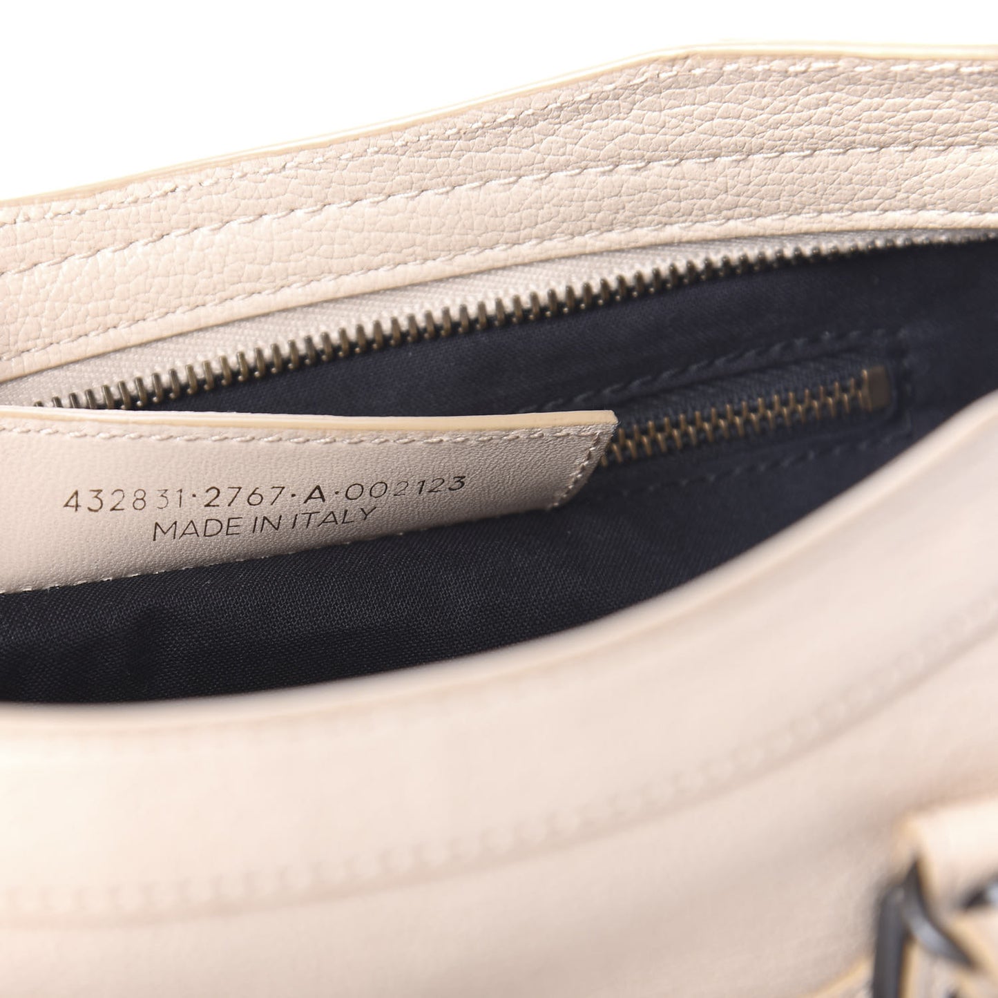 Chevre Classic Hardware Metallic Edge S City Beige Tapioca
