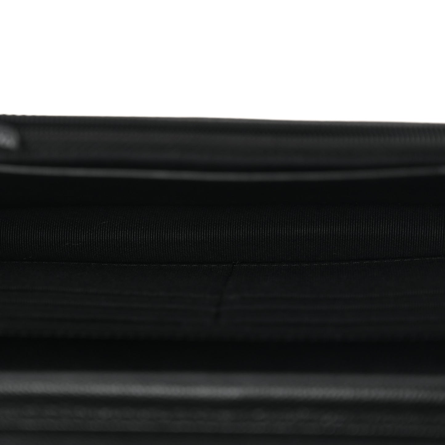 Caviar Quilted Crystal CC Wallet On Chain WOC Black