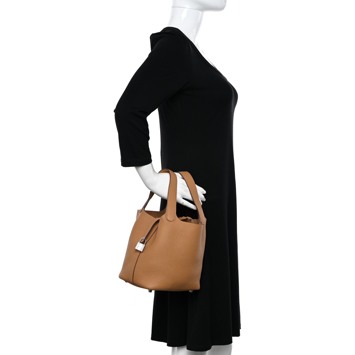 Hermes Taurillon Clemence Picotin Lock 18 PM Biscuit 2 of 11