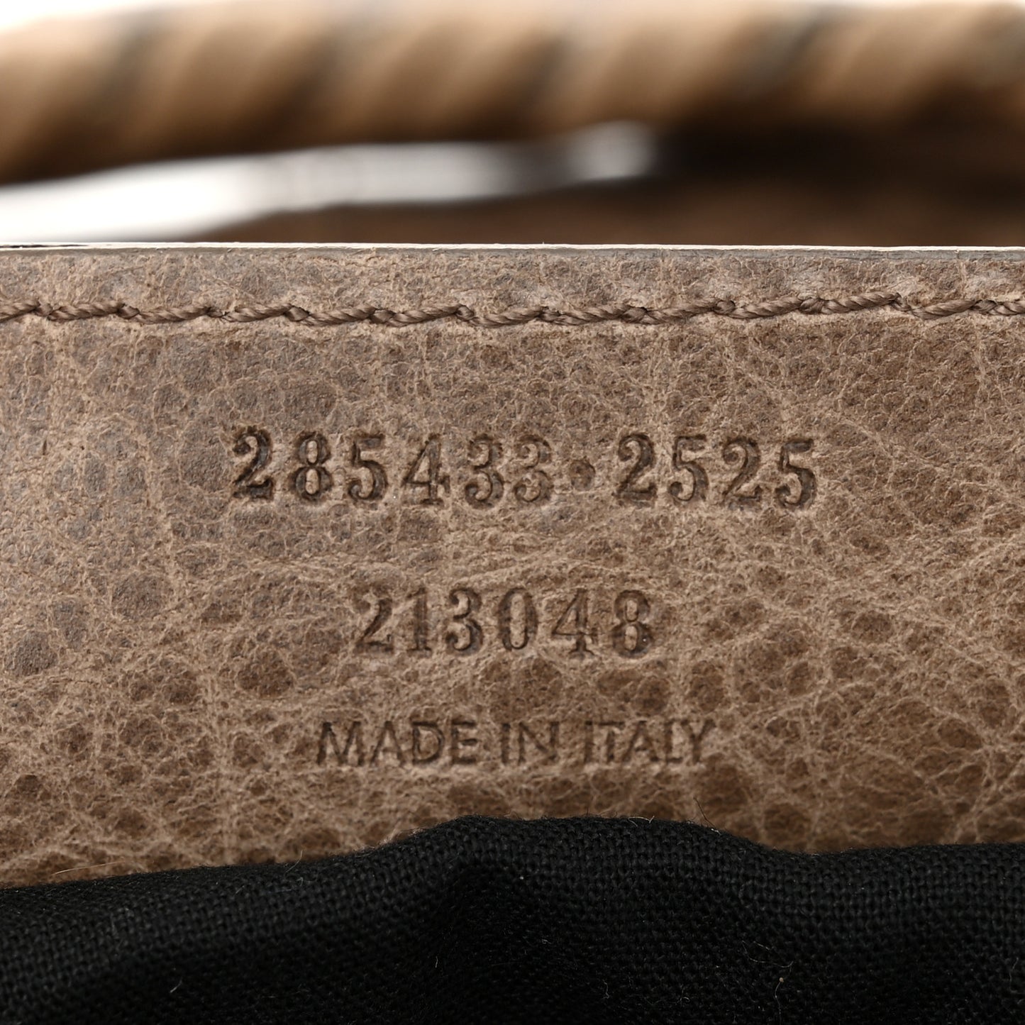Agneau Giant 12 Gold Hardware First Gris Poivre