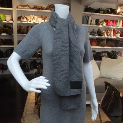 Louis Vuitton Wool Hat and Scarf Set Gray 2 of 7