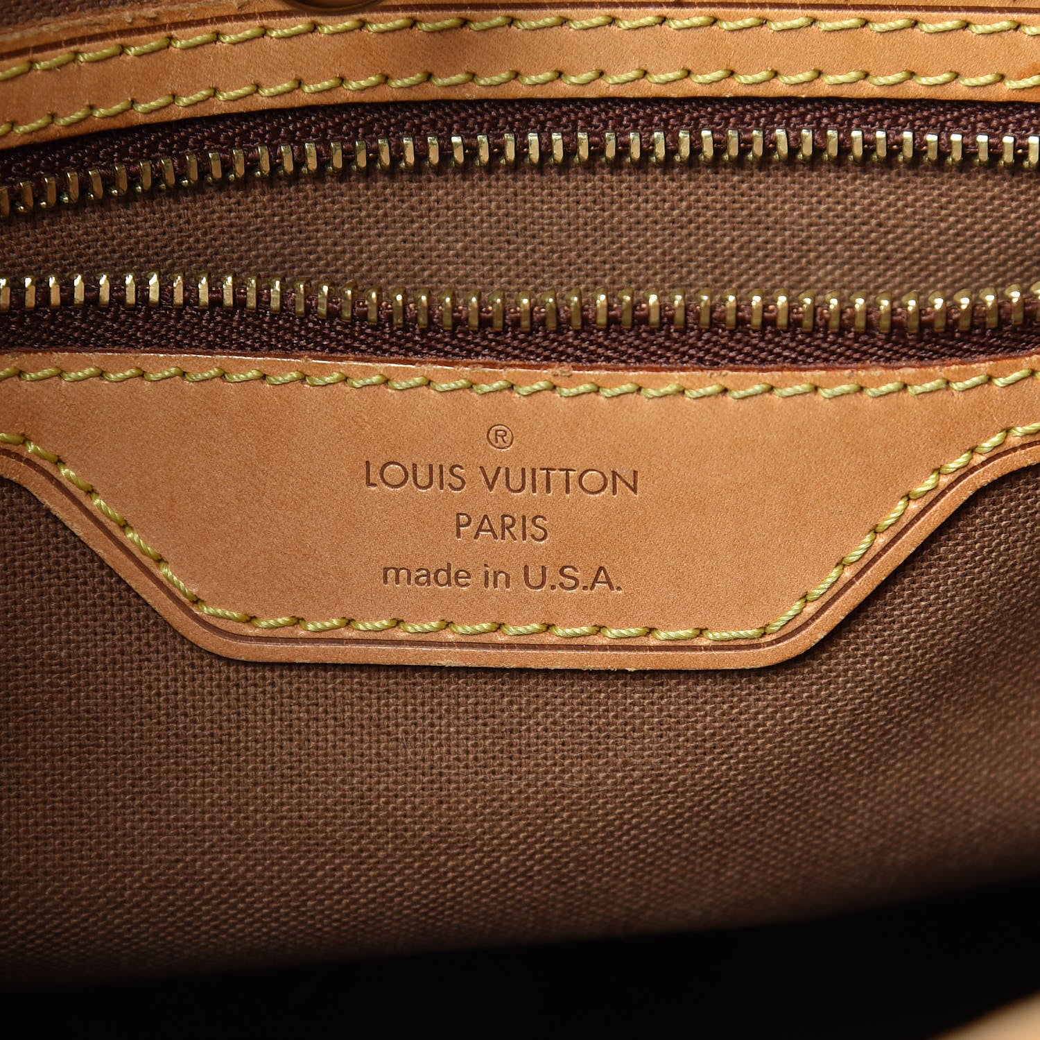 Louis Vuitton Monogram Batignolles Vertical 6 of 31