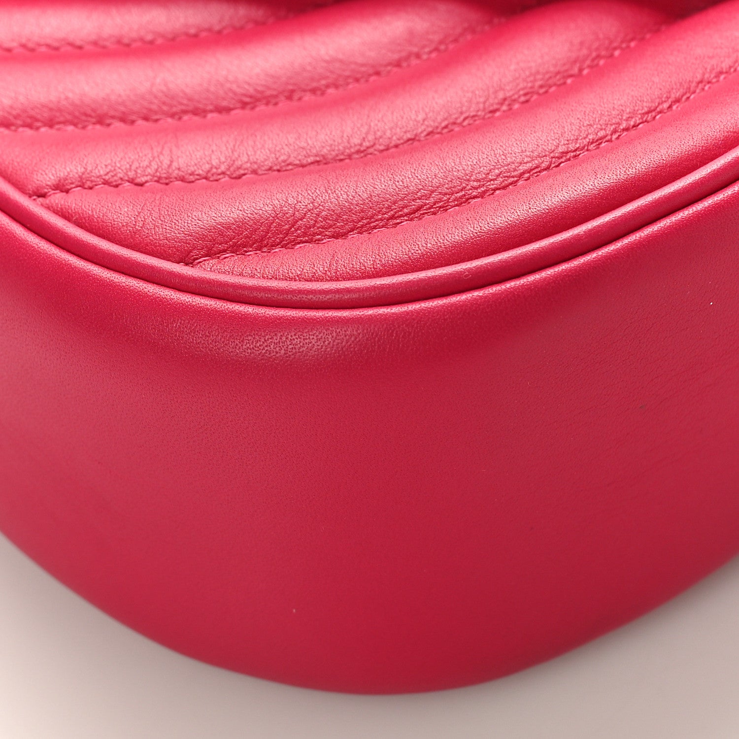 Louis Vuitton Calfskin New Wave Chain MM Rose Freesia 7 of 8