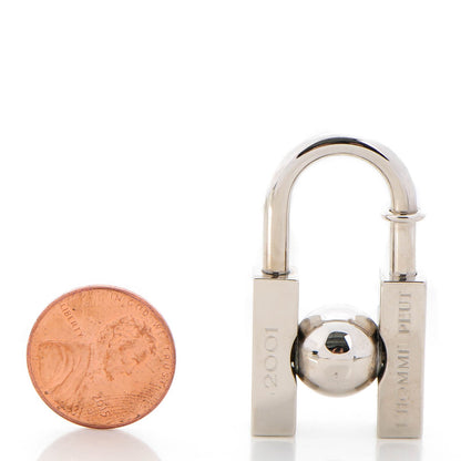 Hermes Palladium La Terre Cadena Lock 2 of 3