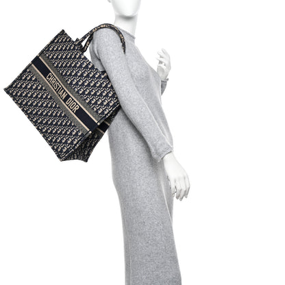 Christian Dior Oblique Large Book Tote Blue Multicolor 2 of 15