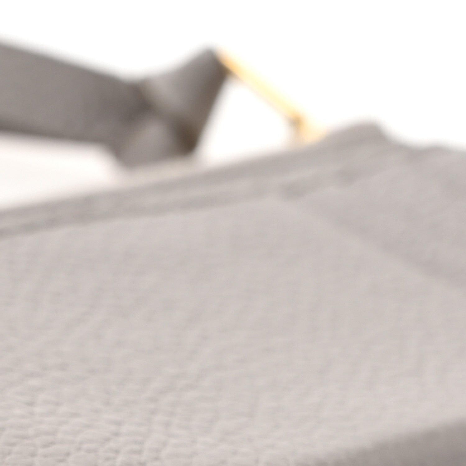 Chloe Grained Calfskin Medium Marcie Zip Card Holder Cashmere Grey 10 of 11