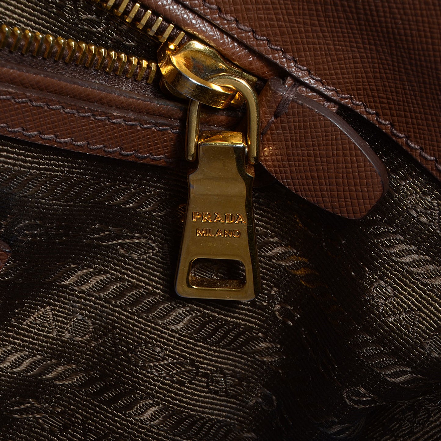 Saffiano Lux Large Double Zip Tote Cocoa