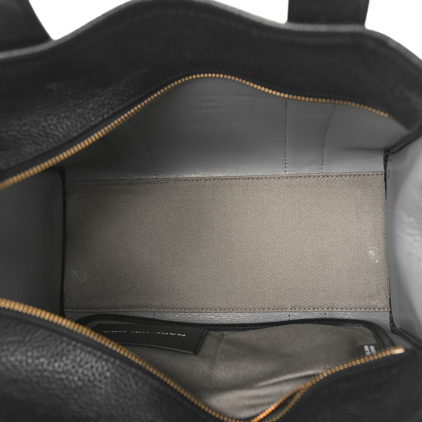Grained Calfskin Medium The Tote Bag Black