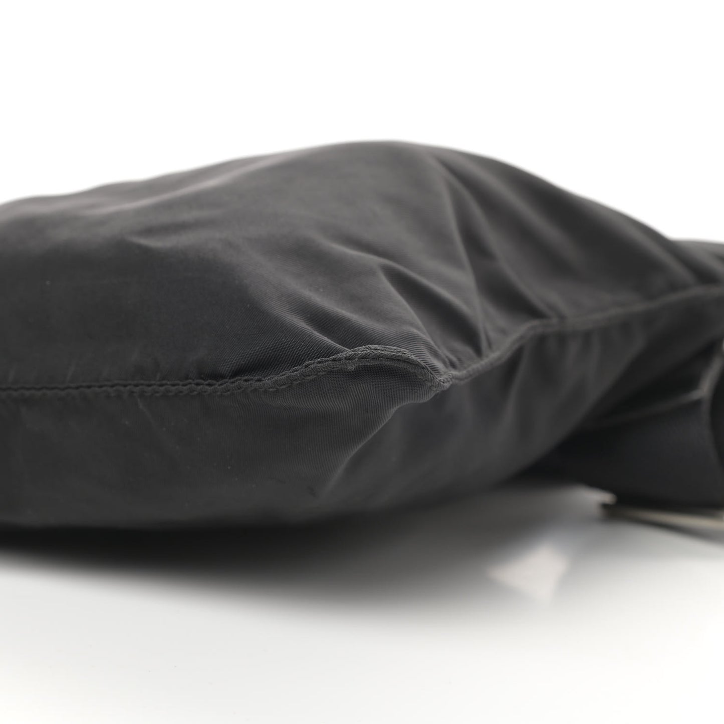Tessuto Nylon Saffiano Flat Messenger Bag Black