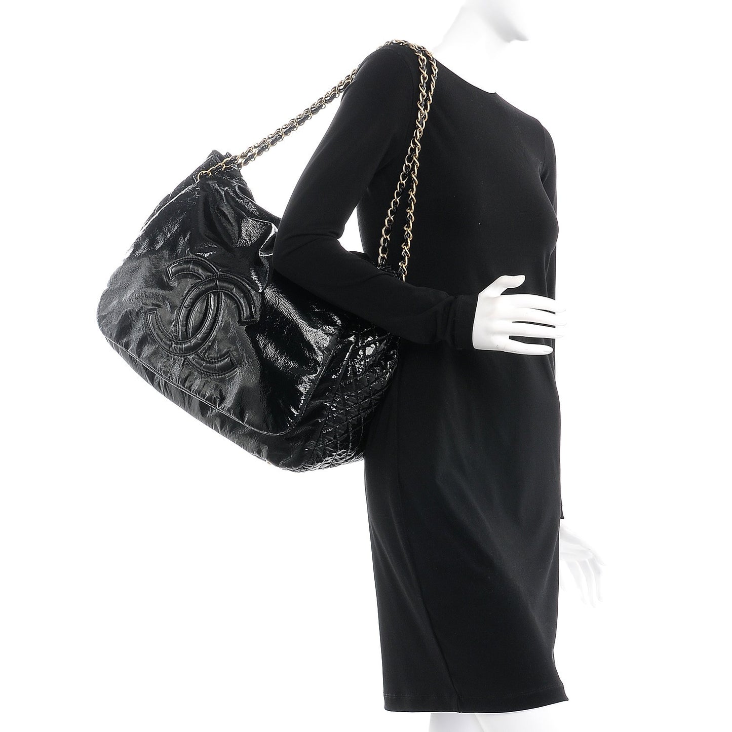 Vinyl XL Rock and Chain Flap Black