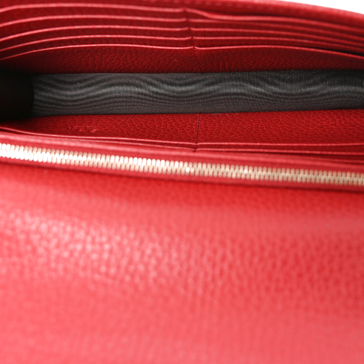 Dollar Calfskin Interlocking G Chain Wallet Red
