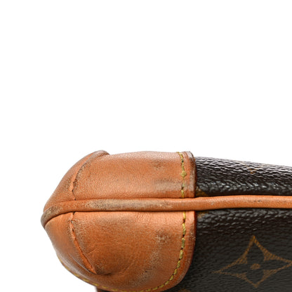 Louis Vuitton Monogram Sac Coussin GM 14 of 20