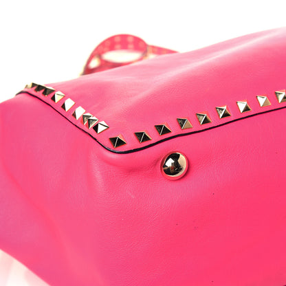 Valentino Garavani Vitello Medium Rockstud Tote Fuxia Fluo 18 of 19