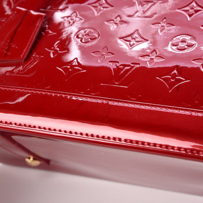 Louis Vuitton Vernis Alma GM Pomme D'Amour 11 of 12