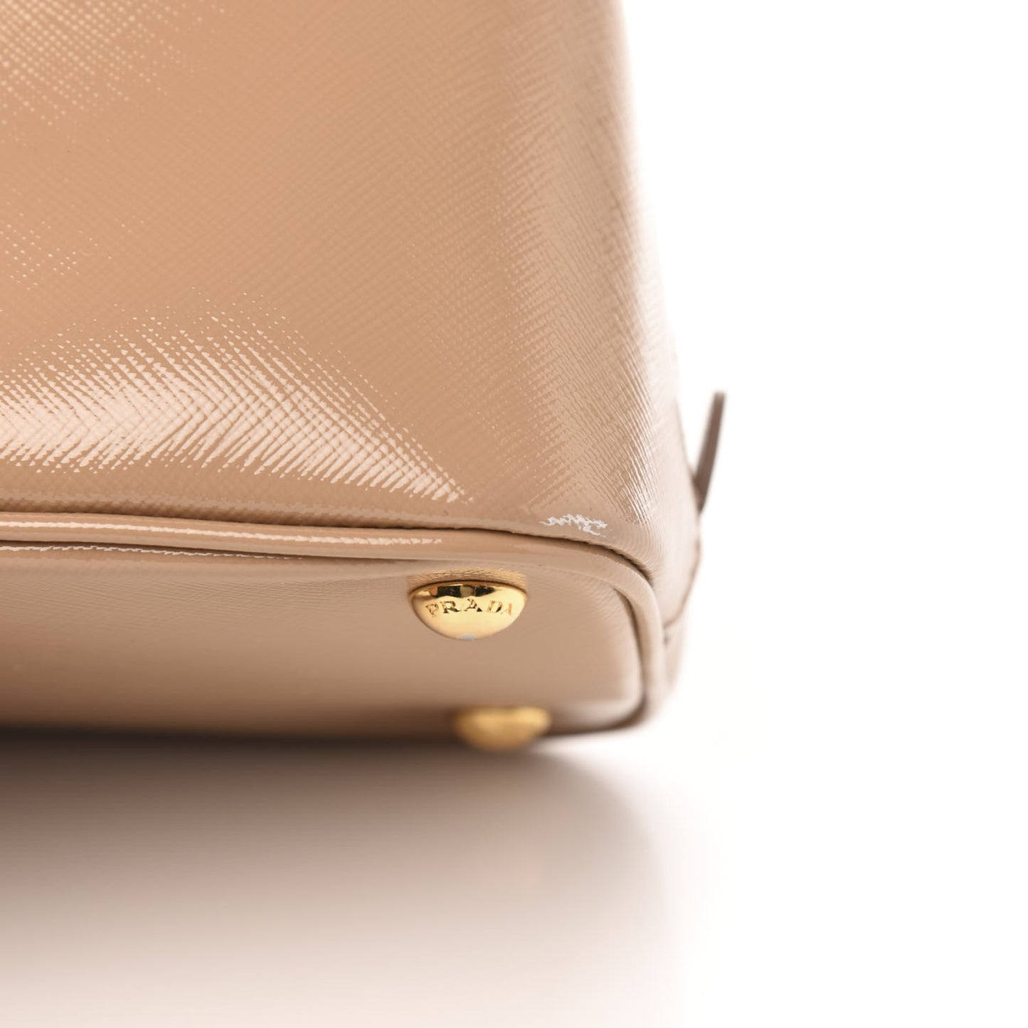 Saffiano Vernice Medium Promenade Tote Cammeo