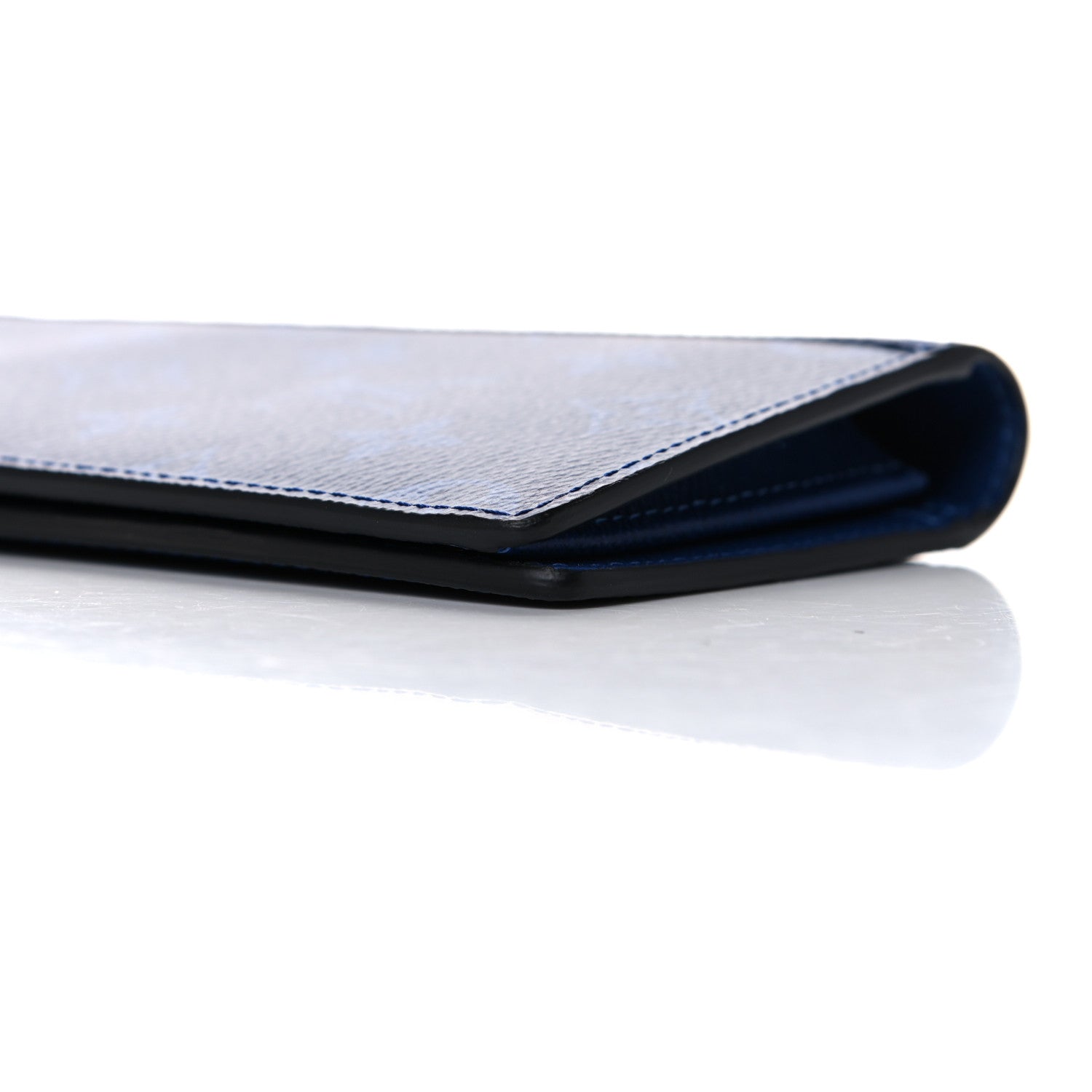 Louis Vuitton Taigarama Brazza Wallet NM Cobalt 9 of 10
