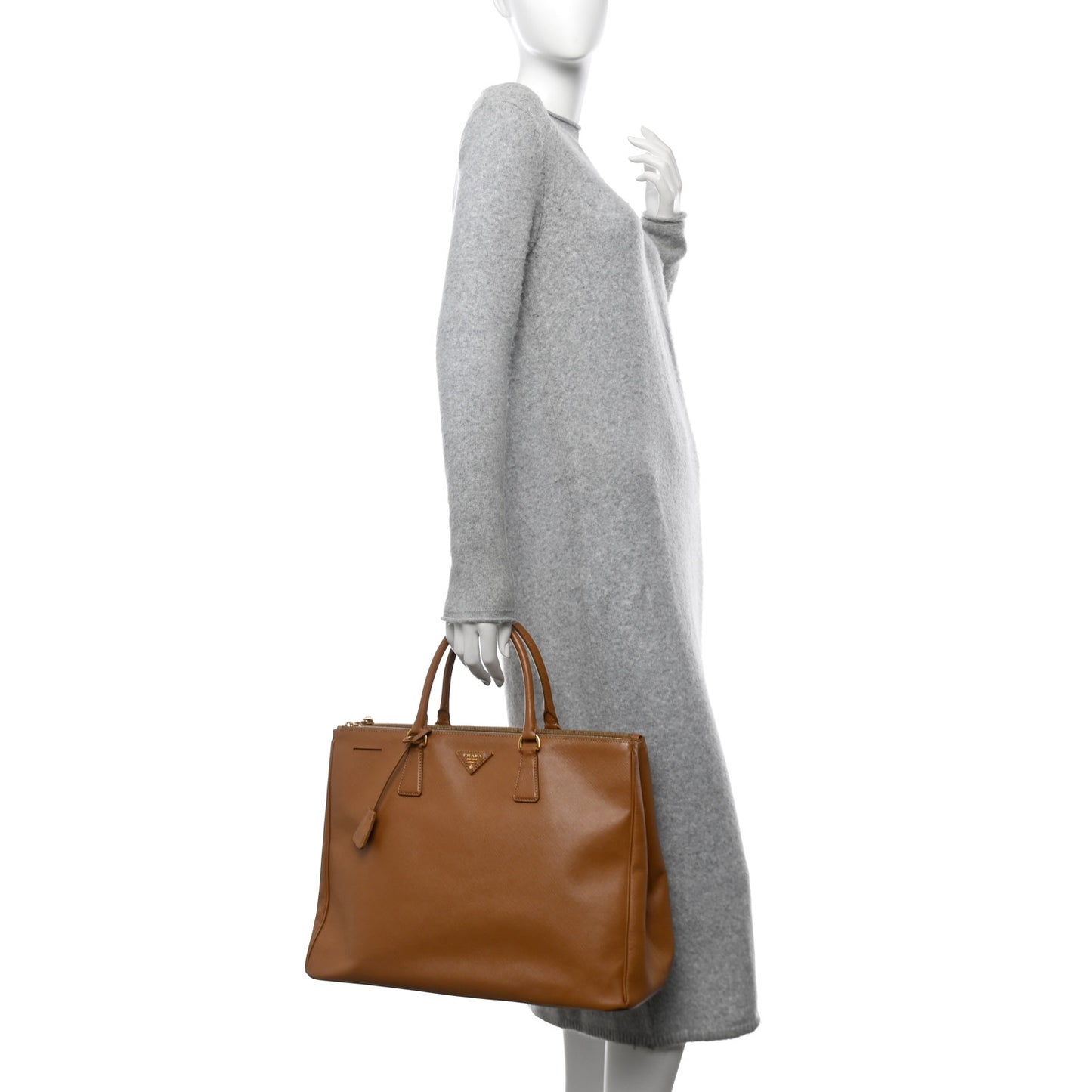 Saffiano Extra Large Galleria Double Zip Tote Caramel