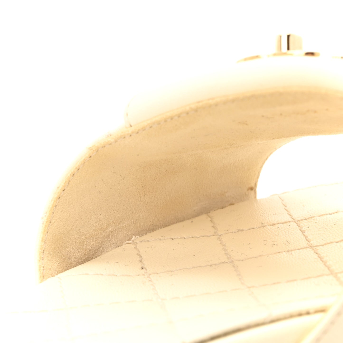 Lambskin Quilted CC Turnlock Sandals 36 Ivory