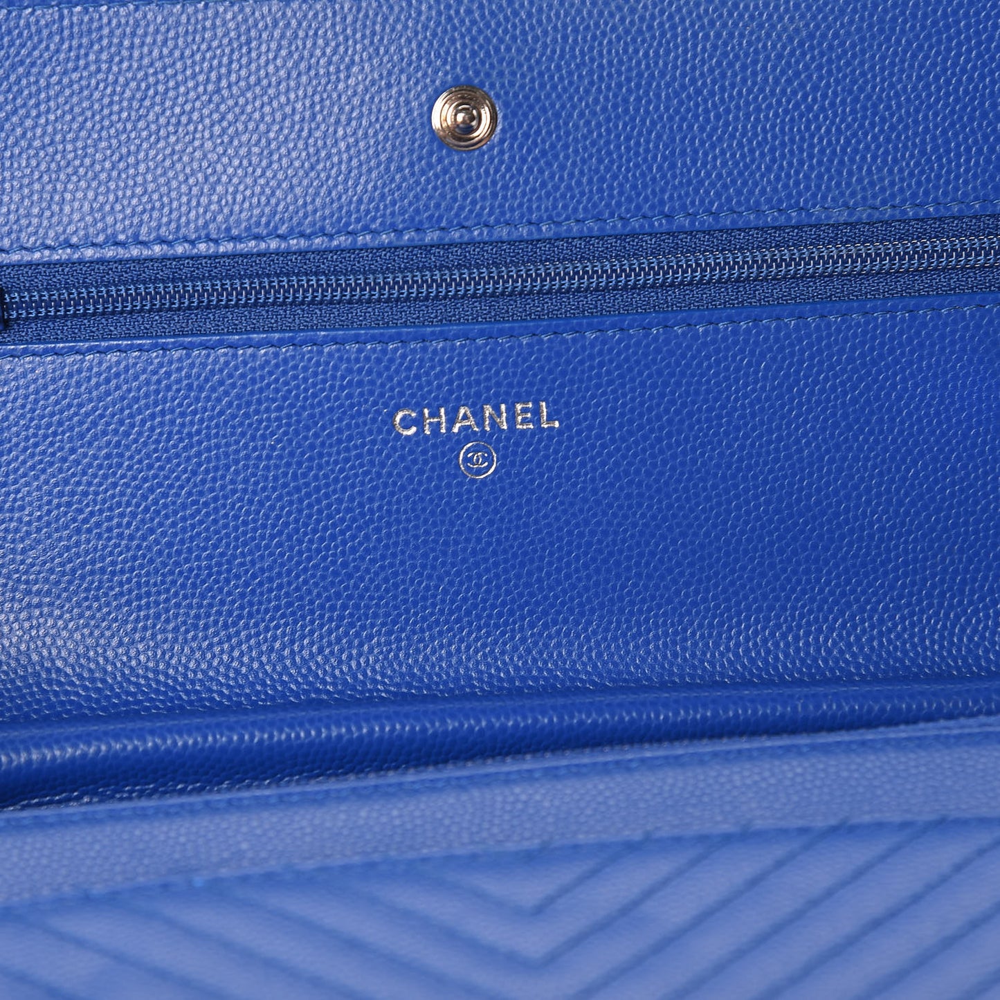 Caviar Chevron Quilted Wallet On Chain WOC Bright Blue