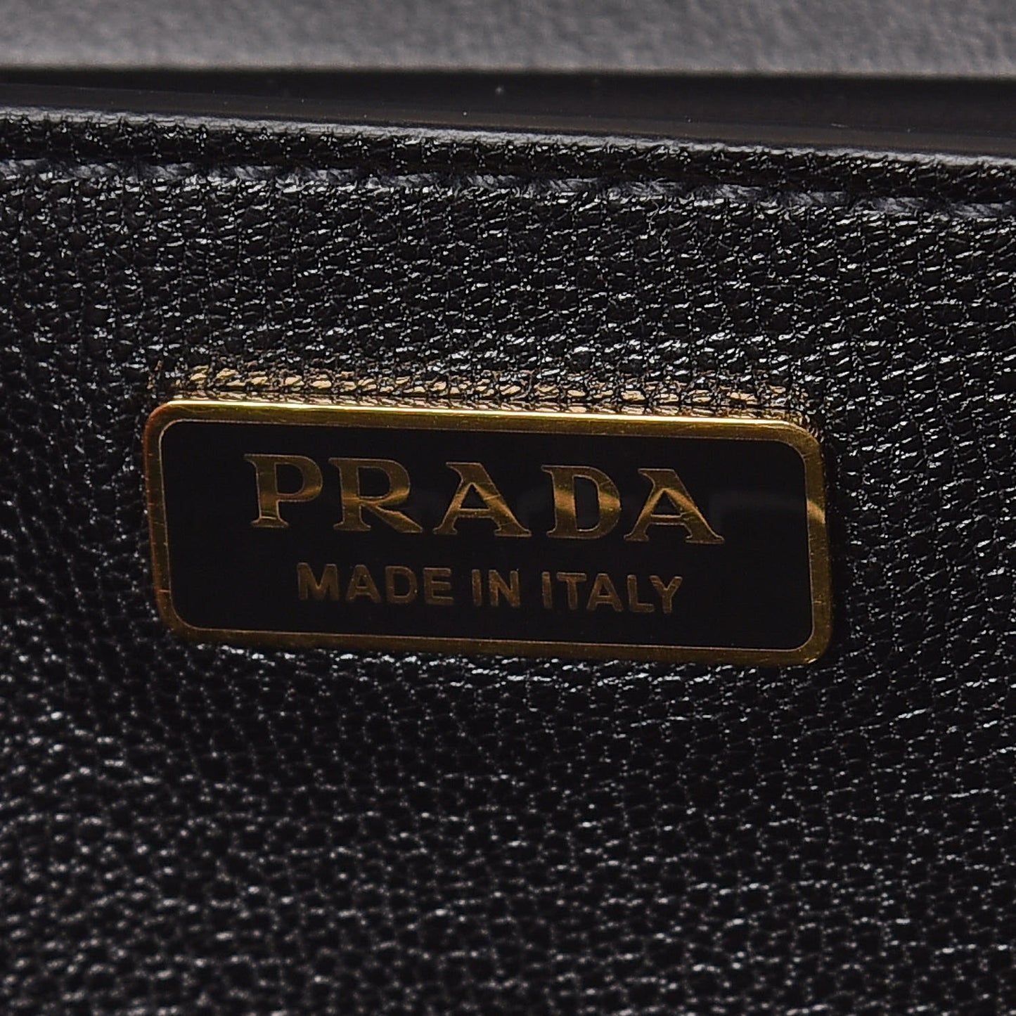 City Calf Saffiano Cahier Bag Black