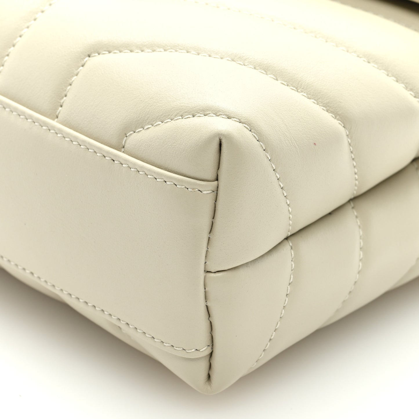 Calfskin Y Quilted Monogram Toy Loulou Crossbody Bag Blanc Vintage