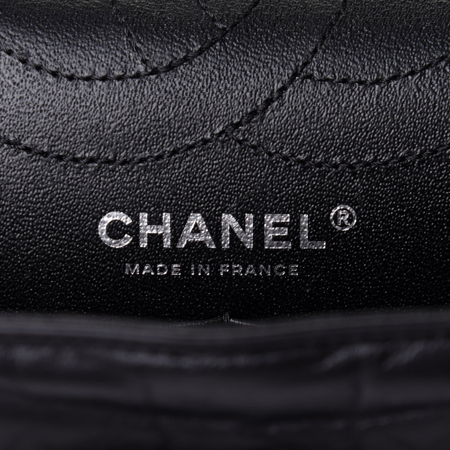 Chanel Aged Calfskin Chevron Quilted 2.55 Reissue 226 So Black 5 of 10