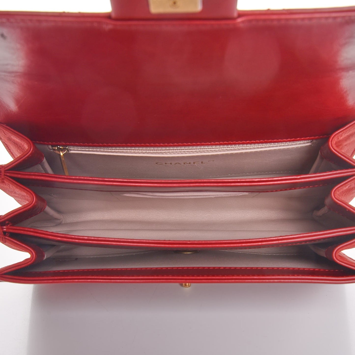 Iridescent Calfskin Quilted Small Straight Lined Flap Red