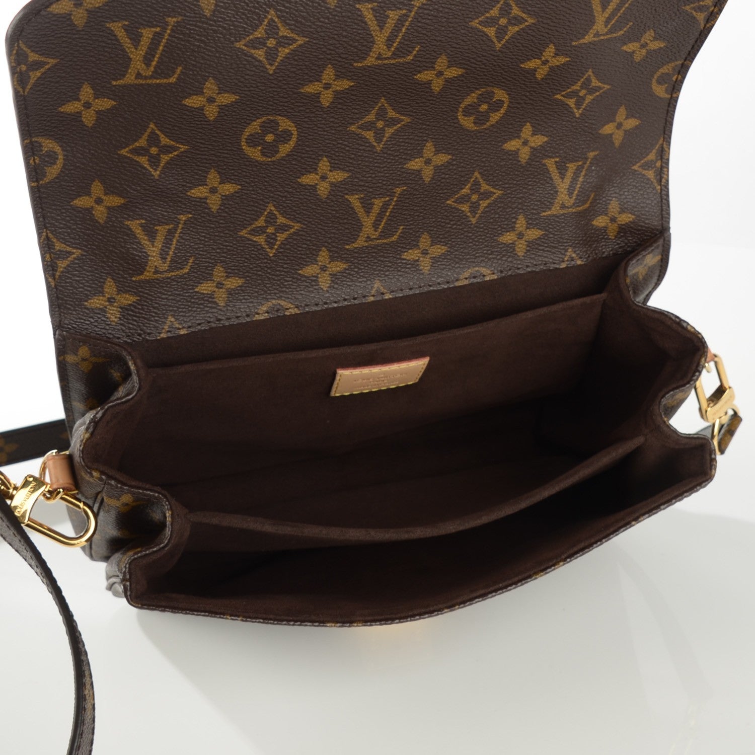Louis Vuitton Monogram Pochette Metis 5 of 7