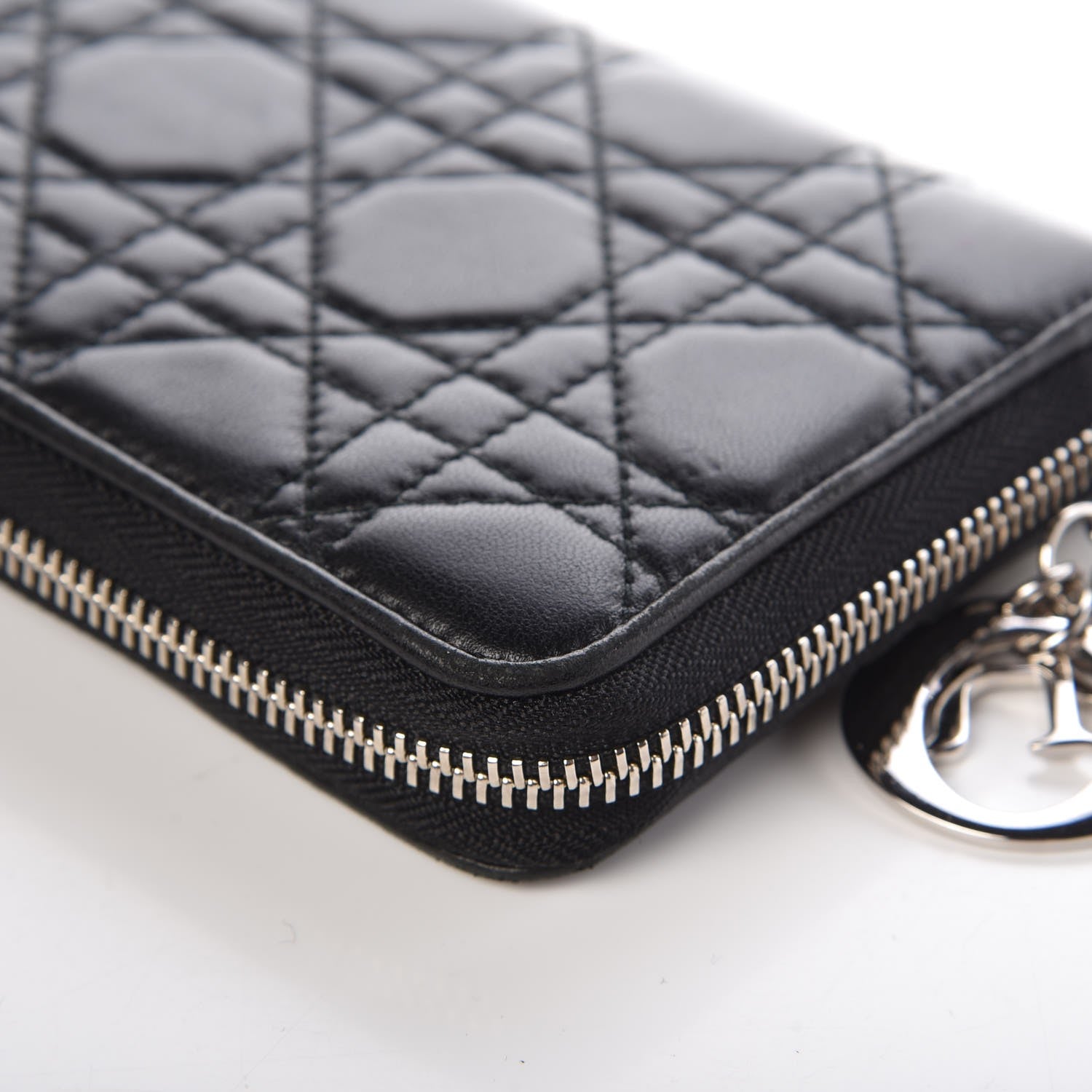 Christian Dior Lambskin Cannage Voyageur Wallet Black 6 of 18