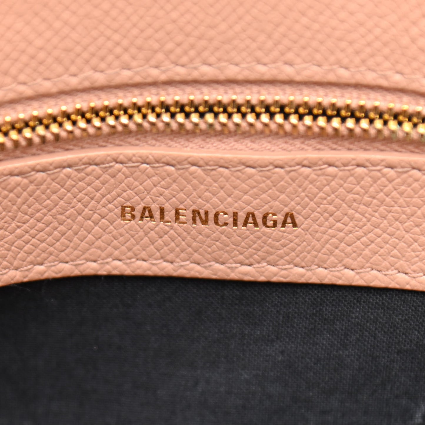 Grained Calfskin S Ville Top Handle Bag Beige Tapioca