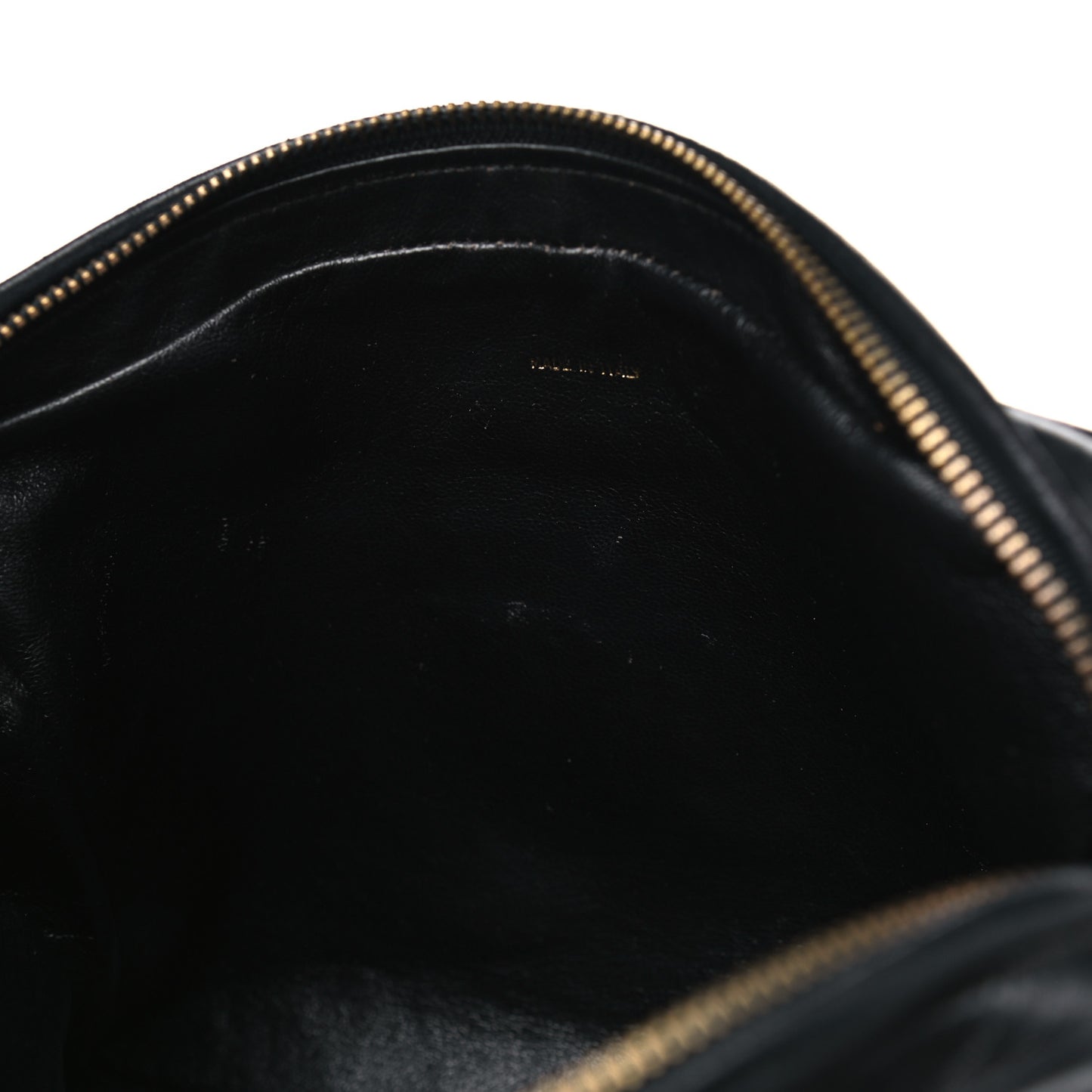 Lambskin Chevron Quilted Tassel Camera Case Black