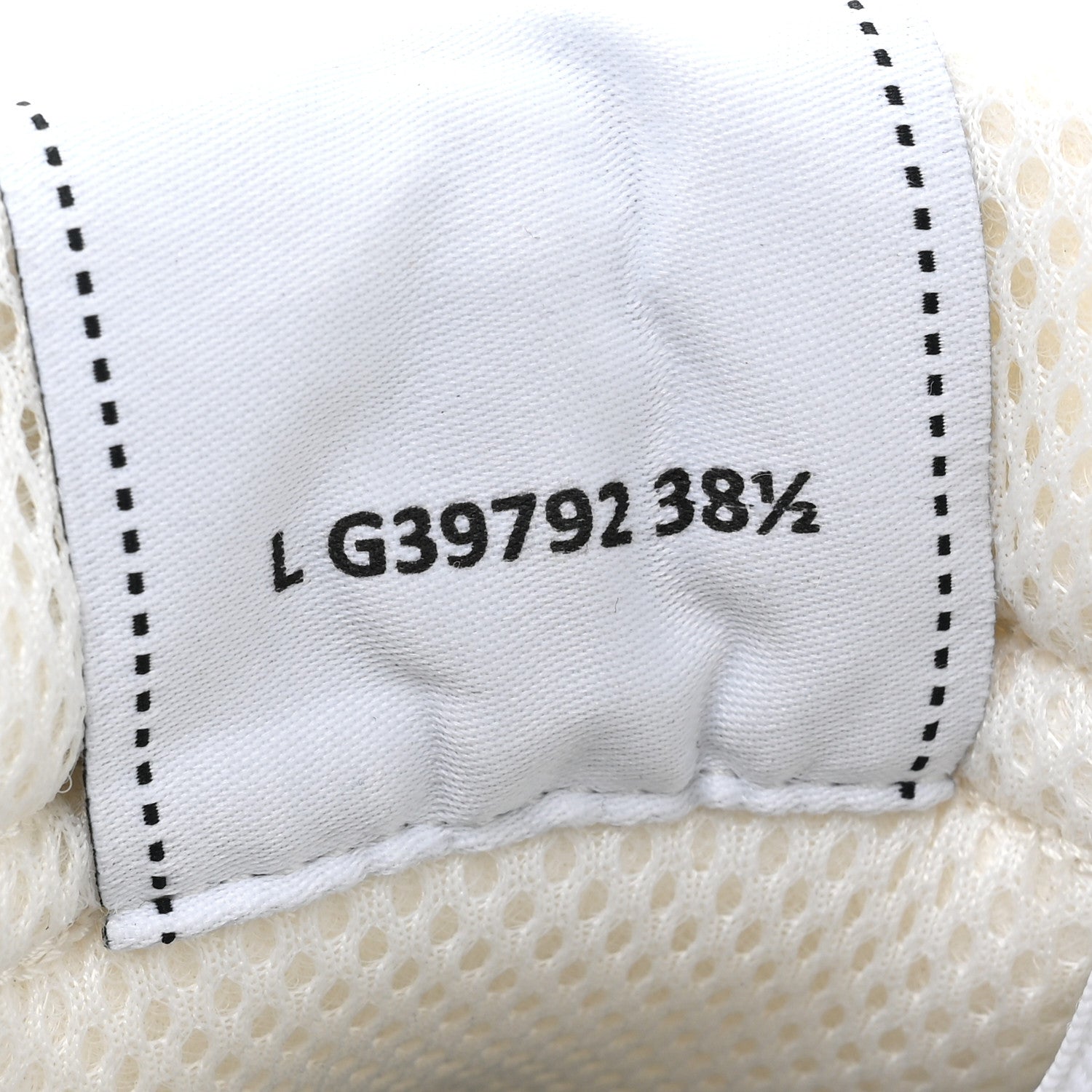 Chanel Fabric Laminated Calfskin Stretch CC Womens Sneakers 38.5 White Silver 8 of 9