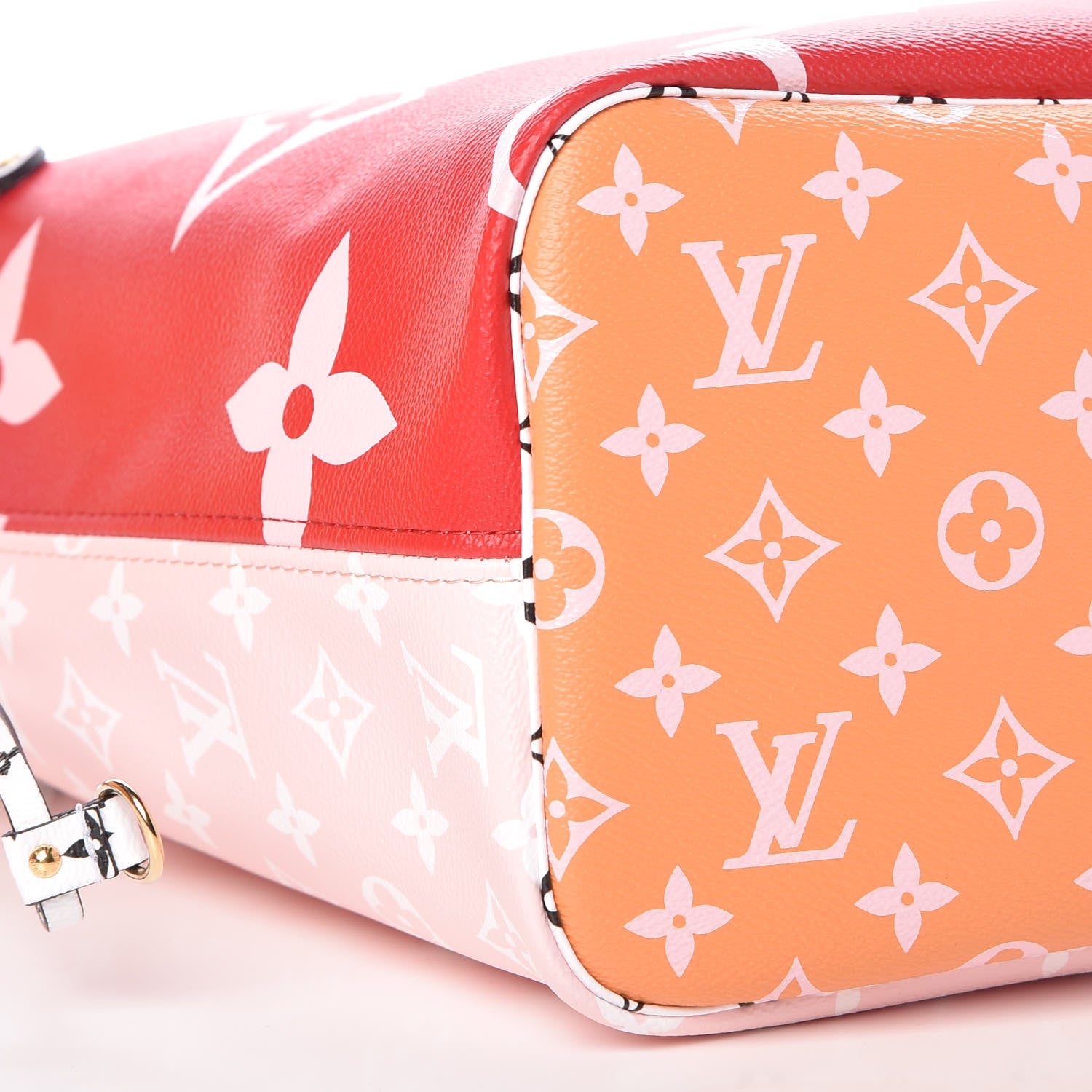 Louis Vuitton Monogram Giant Neverfull MM Rouge 9 of 11