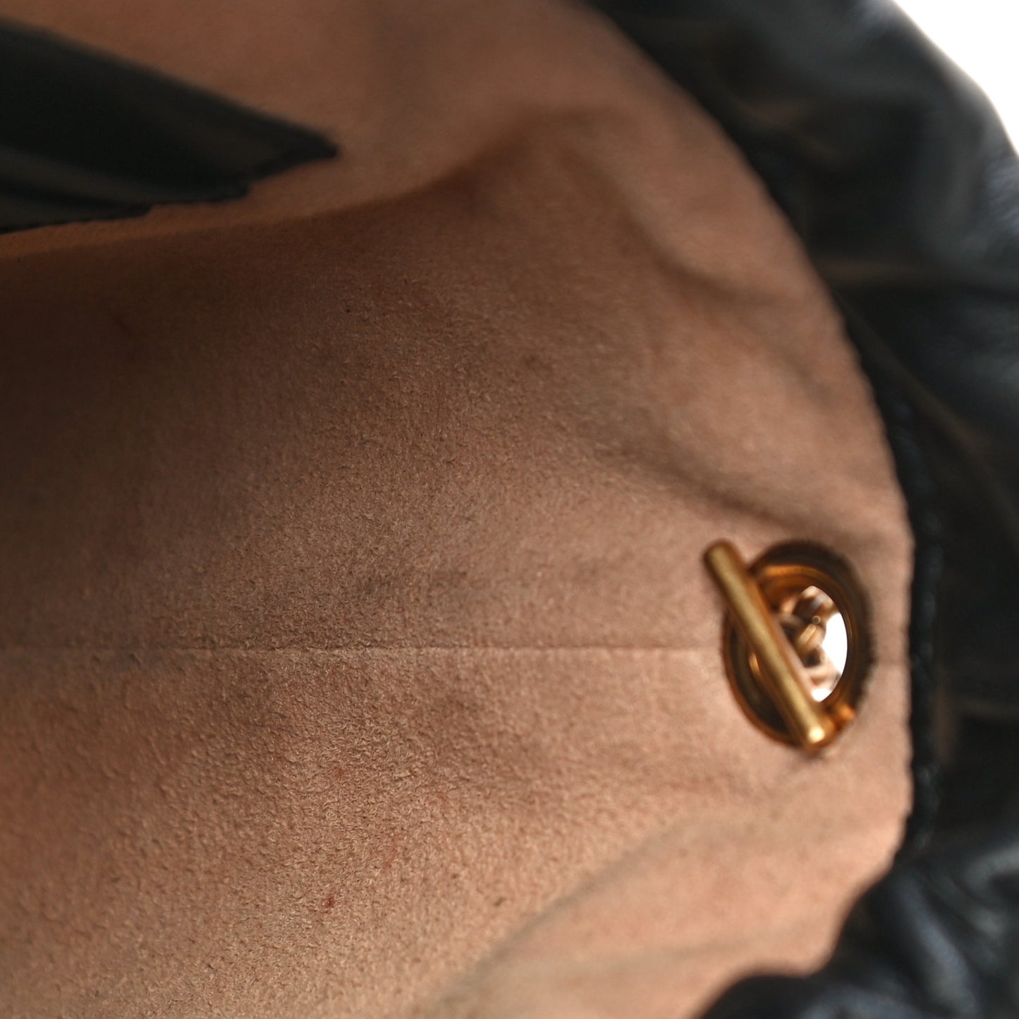 Calfskin Matelasse Mini GG Marmont 2.0 Bucket Bag Black