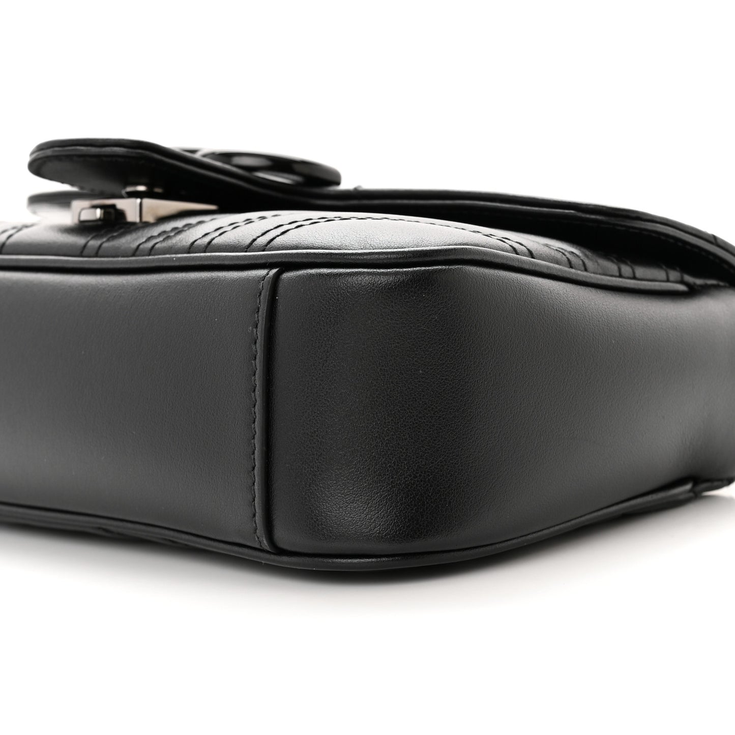 Calfskin Matelasse Monochrome Mini GG Marmont Shoulder Bag Black