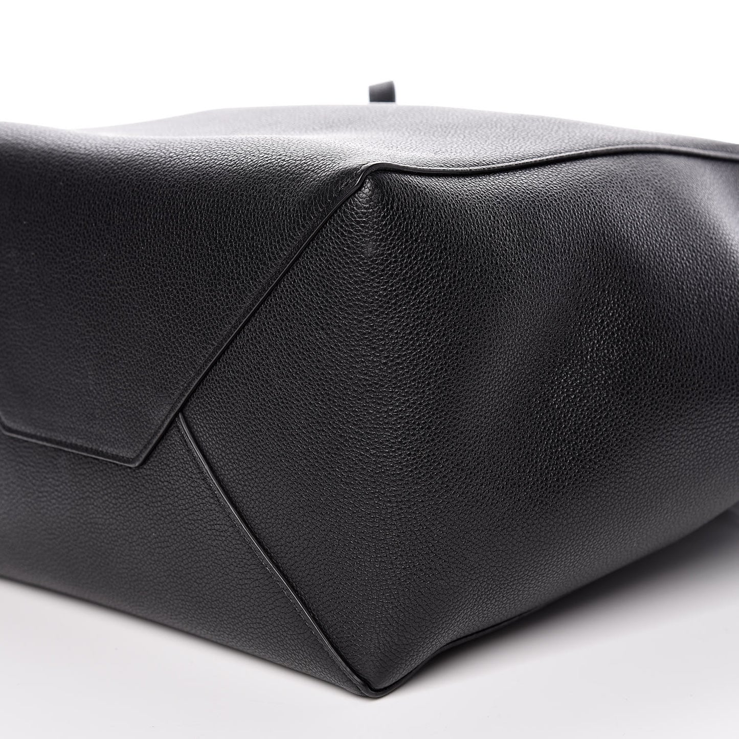 Soft Grained Calfskin Small Belt Cabas Phantom Black