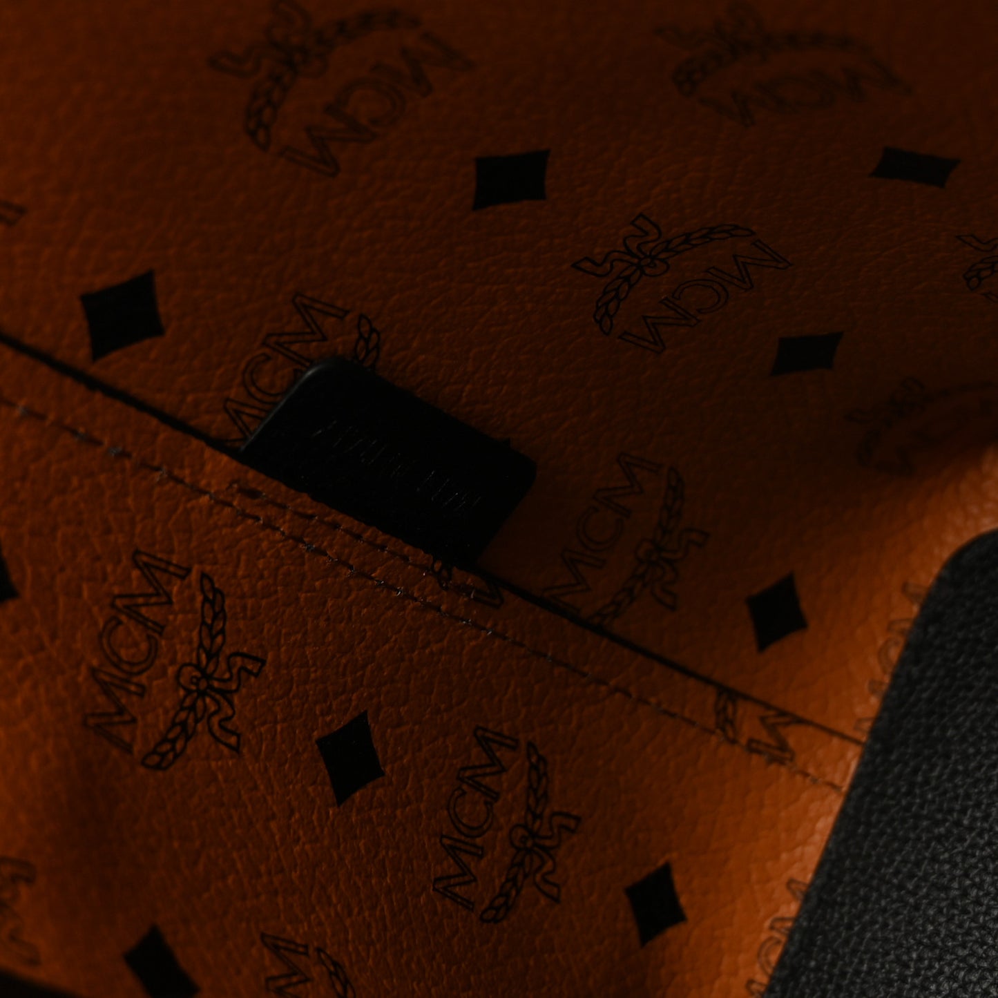 Grained Calfskin Mini Himmel Shopper Tote Black