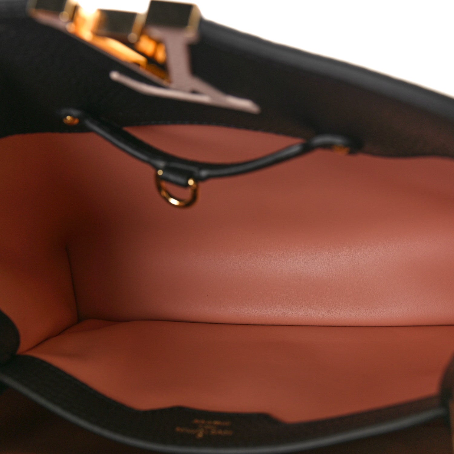 Louis Vuitton Taurillon Capucines MM Black Rose Trianon Pink Coquille Beige 5 of 9